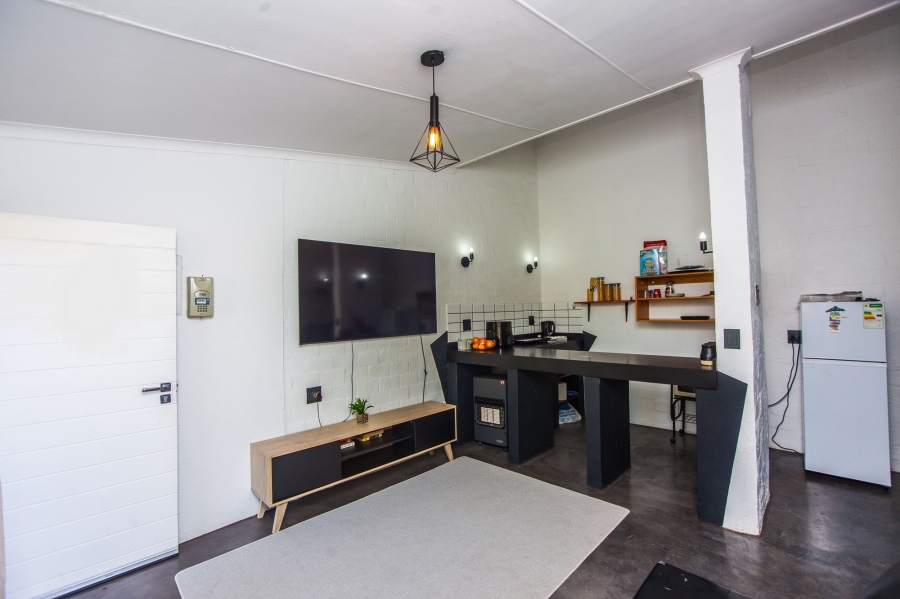2 Bedroom Property for Sale in Parklands Western Cape